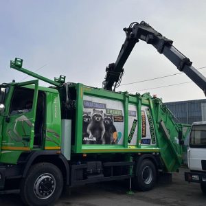 Мусоровоз с КМУ